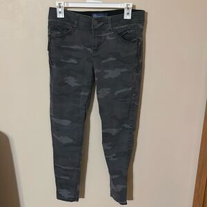 Democracy Pants Women's Gray Camouflage Camo Skinny Ab Technology